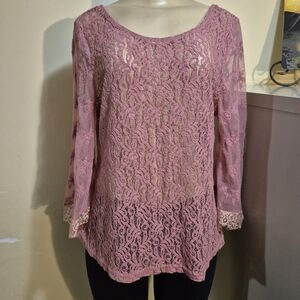 Gimmicks By BKE All Lace Whimsical Top L